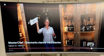 Muslingeminestrone med forårsgrønt, dampet torsk, aioli og sprøde krummer