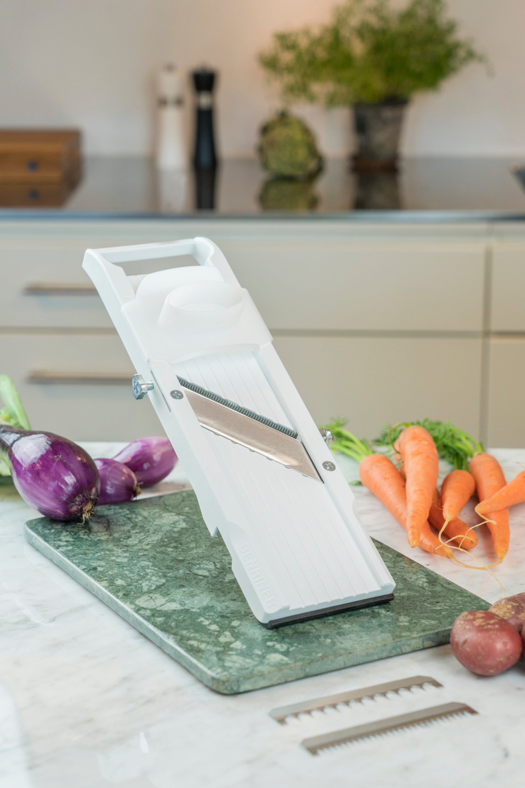 Benriner mandolinjern, no. 64 inkl 3 julienneskær