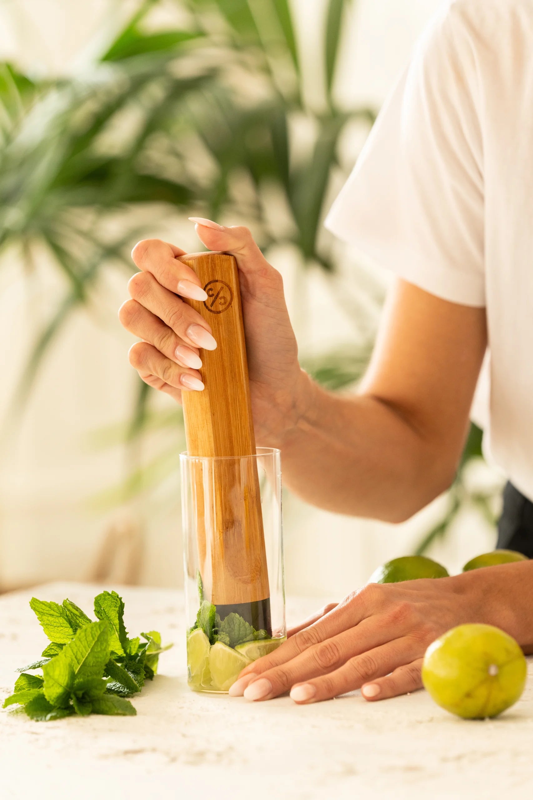 Muddler fra Cocktail Club – klassisk muddler i blødt kvalitets­træ